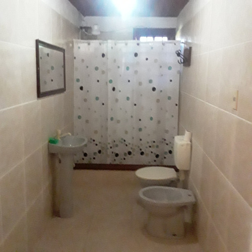Casa Ampla, Confortável E Totalmente Equipada Para Residir O Ano Todo