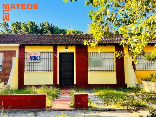 Venta Casa Mar Del Tuyu 93 E/ 3 Y 4 - Zona Residencial