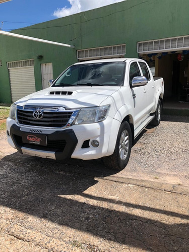 Toyota Hilux 3.0 Srv 4x4