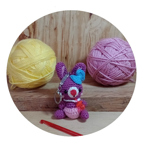 Muñeco Amigurumi Conejo Bebé Llavero Tejido A Mano