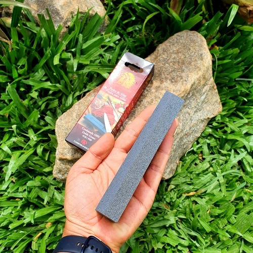 Imagem 9 de 10 de Kit Afiação Faca Strop Couro, Pedra Carborundum, Pasta Polir