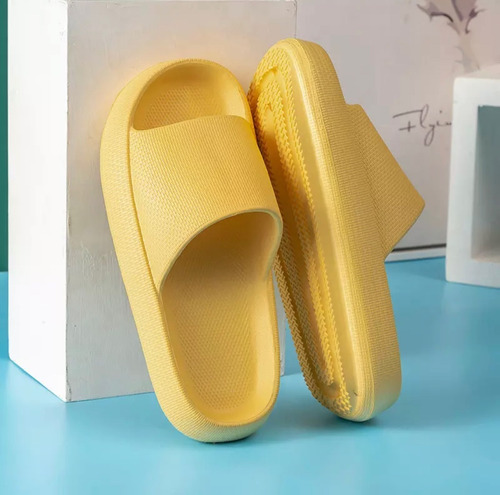 Imagem 10 de 10 de Chinelo Hut - Nuvem Ortopédico - Cabana Hut - Fly Feet Crocs