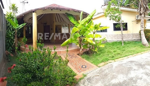 Imagen 2 de 14 de Remax Arena Vende Casa En La Asunción Las Huertas De Matasiete Margarita Nueva Esparta - #remaxarena