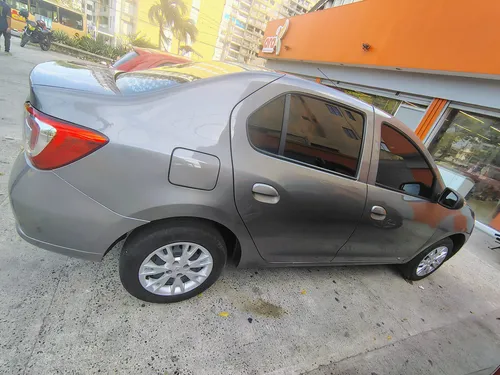 Renault Logan 1.6 Dynamique