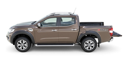 Imagen 4 de 6 de Molduras Overfender Renault Alaskan Emotion 4x4 2.3 16v M9t