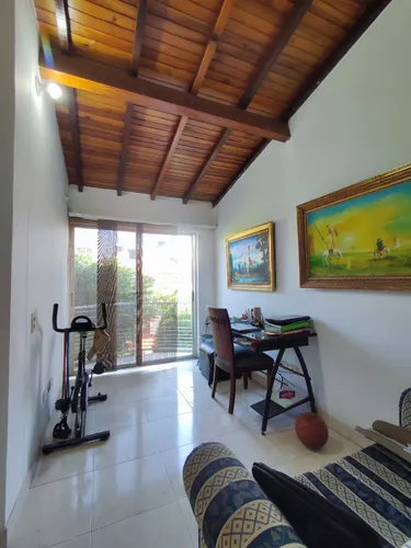 Casa En Venta En San Mateo. Cod V30140