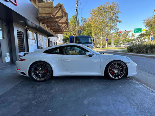 Imagen 17 de 20 de Porsche 911 2018 3.0 Carrera 4s 420cv Automática