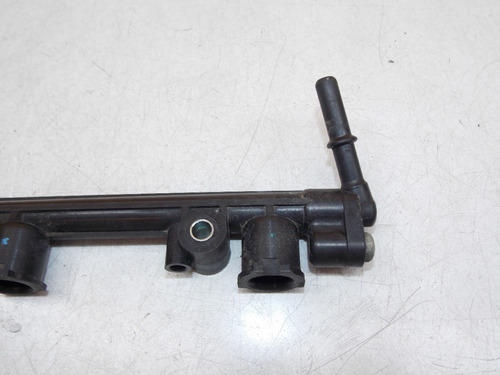 Riel Cuerpo De Inyeccion Triumph Speed Triple Sprint Tiger (Usado)
