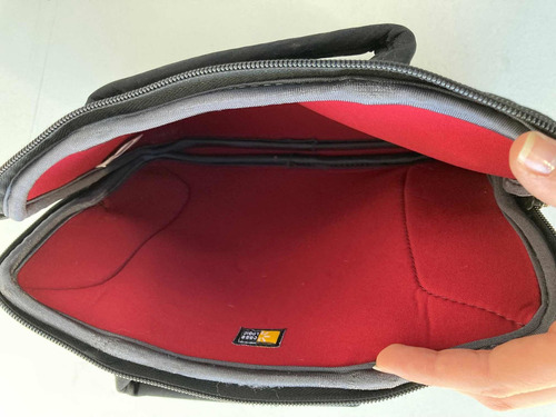 Bolso Para Tablet O Computador Pequeño Case Logic 5 (Usado)
