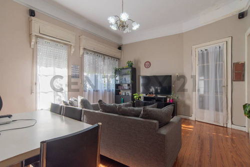 Venta De Ph Con Entrada Independiente En Lanús Este Centro. Apto Crédito! Bajó De Precio!
