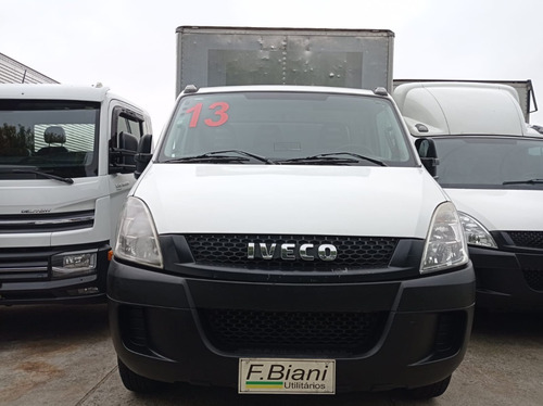 Imagem 13 de 13 de Iveco 35s14 2013 Baú Único Dono Km 88.000 Laudo Aprovado
