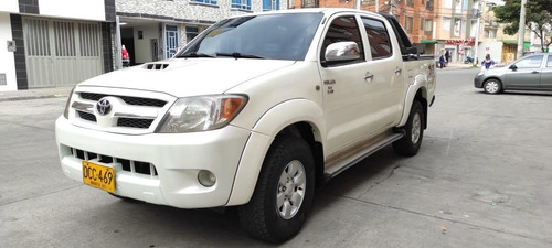 Toyota Hilux Vigo Srv