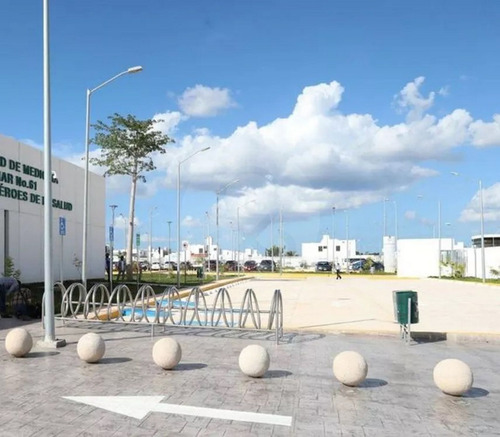 Casa En Venta En Fraccionamiento Los Héroes