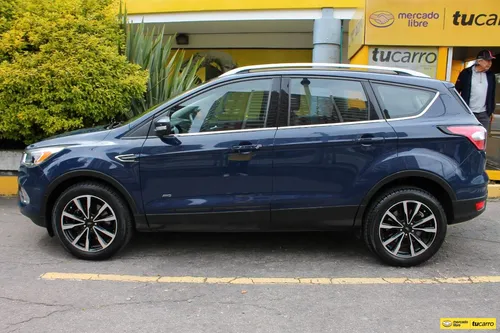Ford Escape 2.0 Titanium At 4x4
