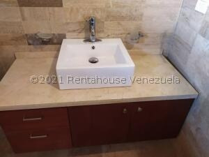 Imagen 11 de 14 de #22-9273 Espectacular Townhouse En Loma Linda
