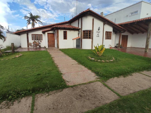 Casa En Urb La Lagunita/tipuro Ve02-1462st-jqui