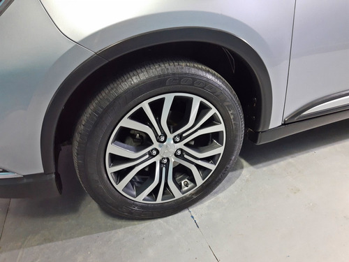 Mitsubishi Outlander 2.0 16v 160cv Aut. 2016/2017