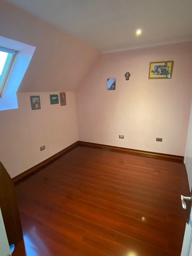 Casa Completamente Remodelada En Barrio Patrimonial