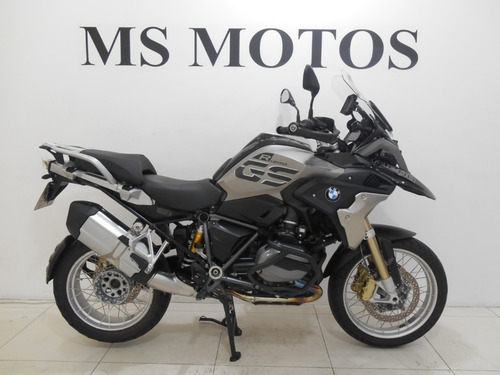Imagem 1 de 7 de Moto