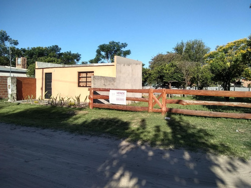Vendo Casa Cayasta ( Acepto Permutas) 6 Cuadras Del Rio