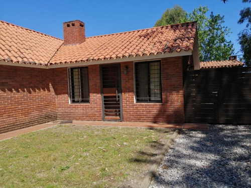 Casa En Alquiler En Barrio Los Ángeles A Dos Cuadras Del Mar