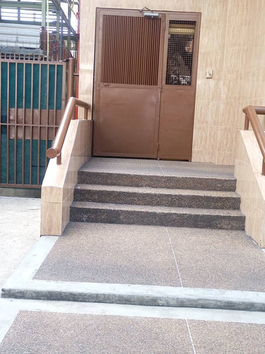 Imagen 28 de 30 de Alquiler De Planta Comercial En Edificio Boleita Sur