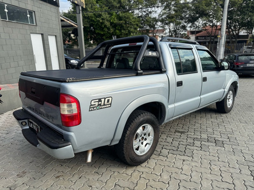 Chevrolet S10 2.4 Advantage Cab. Dupla 4x2 Flexpower 4p