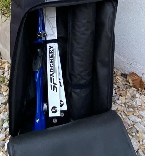 Imagen 3 de 4 de Mochila Arco Recurvo Premium Reforzada Con Tubo Portaflechas