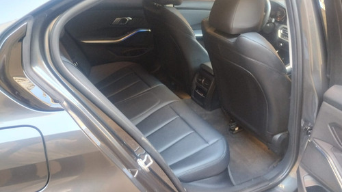BMW Serie 3 3.0 330i Sedan Sport Line 252cv
