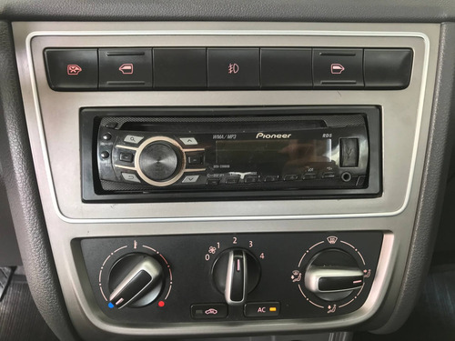 Volkswagen Gol 1.6 Trend - 2014