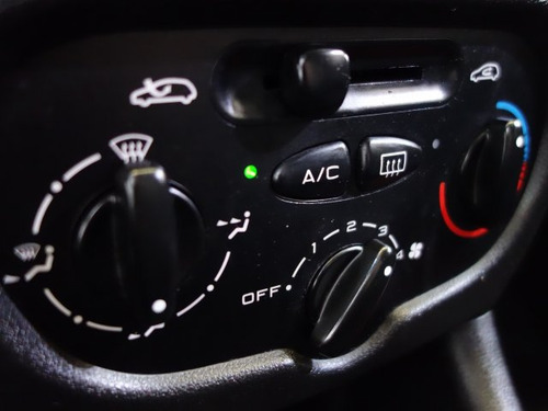 Peugeot 207 207 1.4 ACTIVE 8V FLEX 4P MANUAL