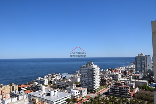 Muy Buena Ubicación En El Centro De Punta Del Este. - Ref: 2929