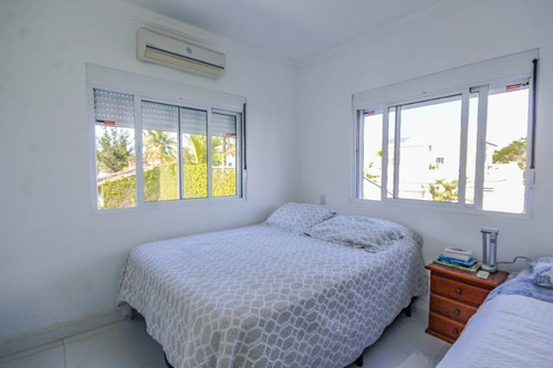 Imagem 20 de 21 de Casa À Venda No Jardim Acapulco - Guarujá/sp - Ca3258