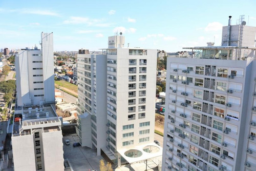 Imagen 10 de 14 de Apartamento 1 Dormitorio En Malvín- E-tower Sky Ne #904