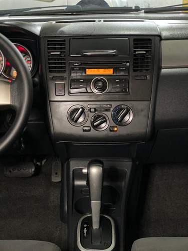 Nissan Tiida 2009 1.8 S Flex Aut. 5p