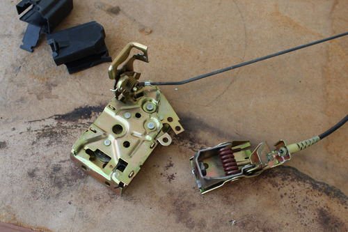 Cerradura Puerta Derecha F150 F350 92-98