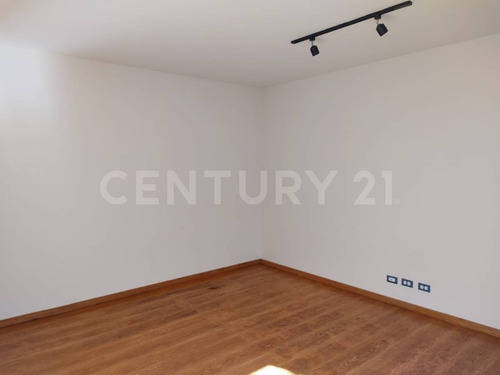 Venta Casa Cluster 888, Zona Angelopolis!!!
