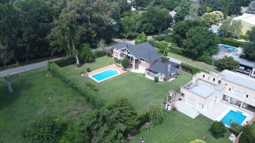 Casa A La Venta En Villa Elisa 3 Dormitorios