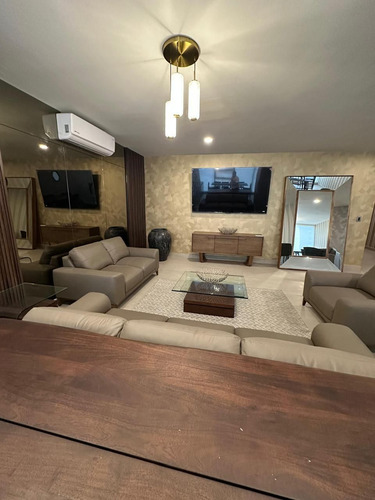 Departamento En Renta En Santa María En Monterrey
