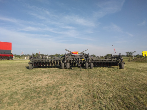 Sembradora Indecar Torflex + Torbox