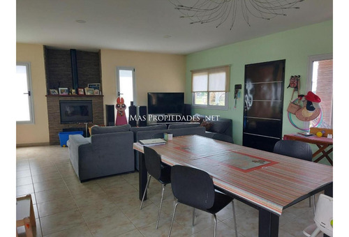 Casa En Venta En Canning Barrio La Alameda 4 Amb Interno