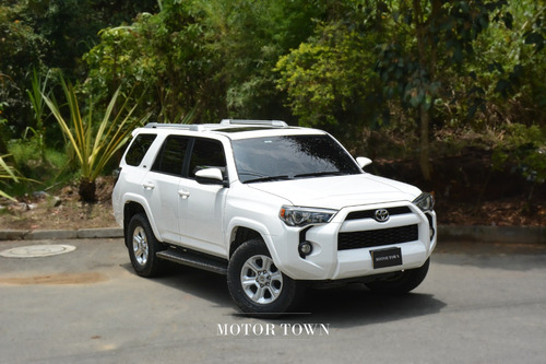 Toyota 4Runner SR5