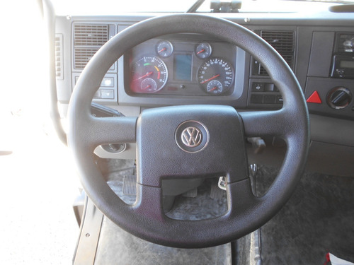 Imagem 8 de 15 de Volkswagen 24.280 2016 6x2 Rolon