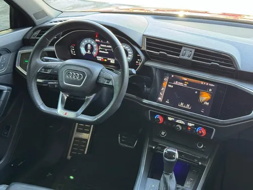 Audi Q3 2.0 40 Tfsi Select 220hp Dsg