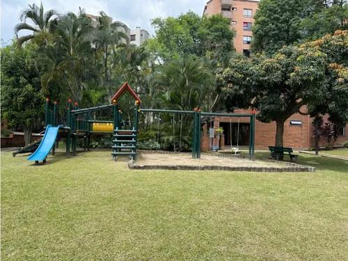 Venta De Apartamento En El Poblado En Los Balsos, Unidad Completa