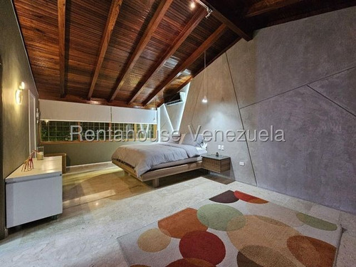 Agp Moderna Casa En Venta En Lomas De Chuao, Con Hermosa Áreas Sociales 25-21600 Ys