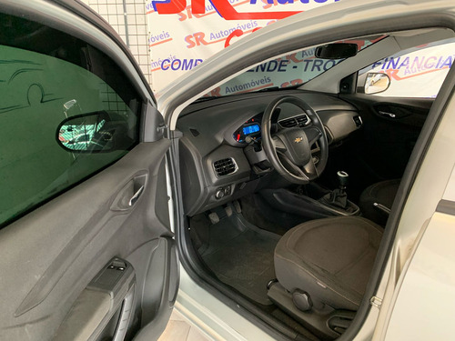 Chevrolet Onix Onix 1.0 LT SPE/4
