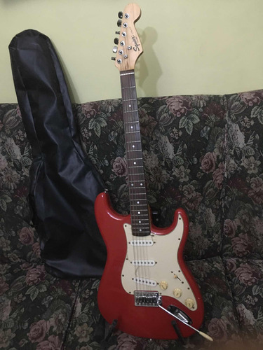 Guitarra Eléctrica Fender Squier Strat