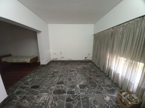 Venta Galpon Deposito Casa 5 Ambientes Mataderos