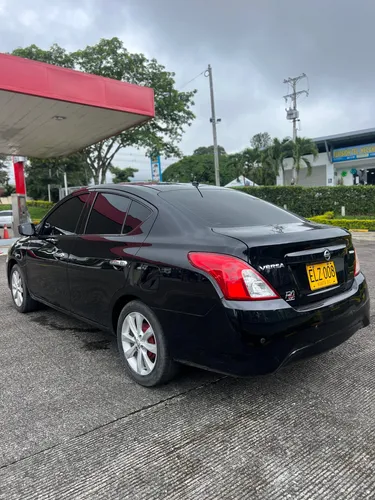 Nissan Versa 1.6 Advance